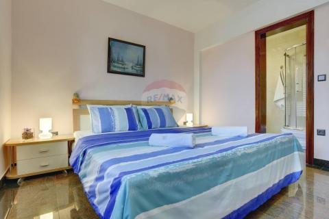 ISTRA ,POMER, Moderna kuća 150 m od mora