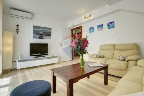 ISTRA ,POMER, Moderna kuća 150 m od mora