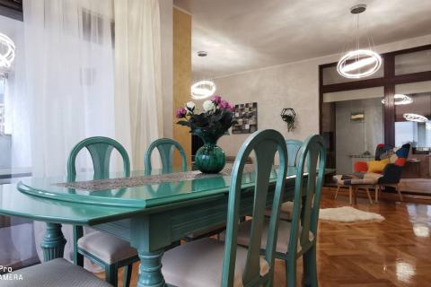 OPATIJA, IČIĆI, STAN 130m2, POGLED NA MORE, BAZEN, TAVERNA S ROŠTILJEM, PARKING