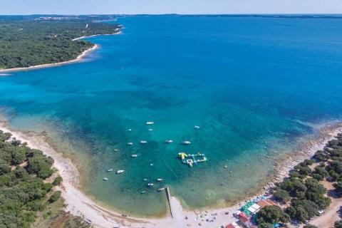 Istra, Pula - Barbariga, samostojeća kuća s pogledom na more