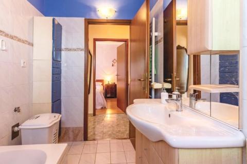 Istra, Pula - Barbariga, samostojeća kuća s pogledom na more