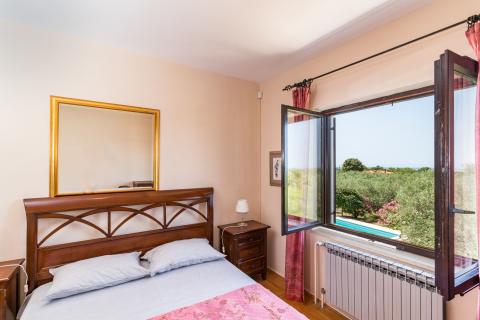 Istra, okolica Fažane Vodnjan, autohtona istarska stancija sa pogledom na more