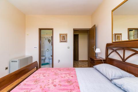 Istra, okolica Fažane Vodnjan, autohtona istarska stancija sa pogledom na more