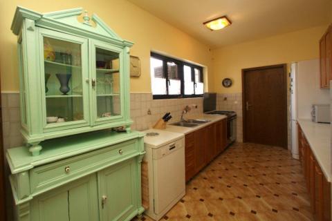 Istra, okolica Fažane Vodnjan, autohtona istarska stancija sa pogledom na more