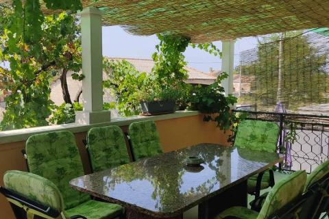 Dvije autohtone istarske kuće renovirane u jednom dijelu