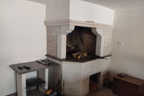 Dvije autohtone istarske kuće renovirane u jednom dijelu