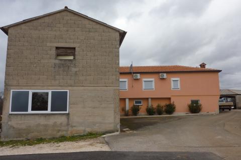 Dvije autohtone istarske kuće renovirane u jednom dijelu