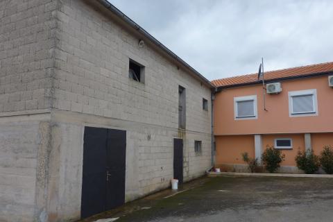 Dvije autohtone istarske kuće renovirane u jednom dijelu