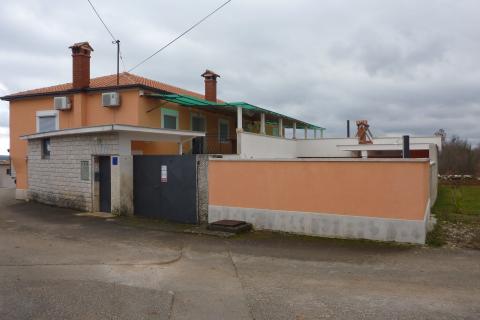 Dvije autohtone istarske kuće renovirane u jednom dijelu