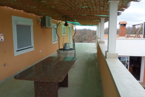 Dvije autohtone istarske kuće renovirane u jednom dijelu