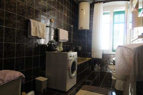 Rijeka, Korzo, 2S+DB stan površine 98m2