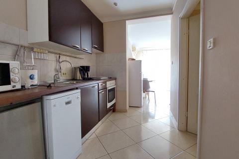 Rijeka, Kostrena, stan površine 55 m2 za dugoročni najam, terasa