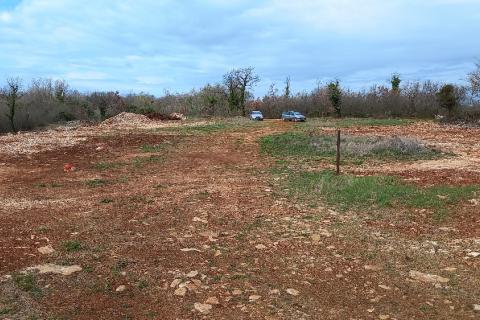 Земельный участок строительного назначения Vodnjan, 18.713m2