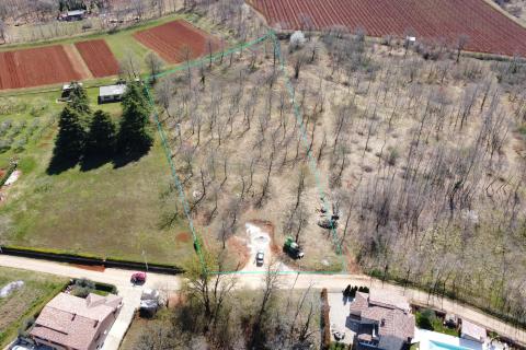 Земельный участок строительного назначения Baldaši, Vižinada, 8.770m2