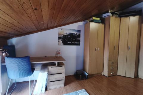 Istra, Pula - stan u centru, pogled more