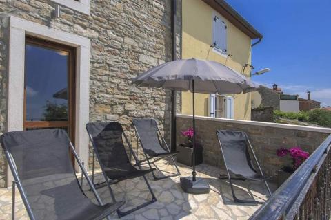 Istra, autohtona kuća u nizu u okolici Buja