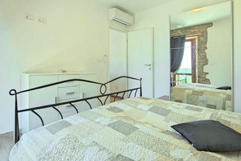 Istra, autohtona kuća u nizu u okolici Buja