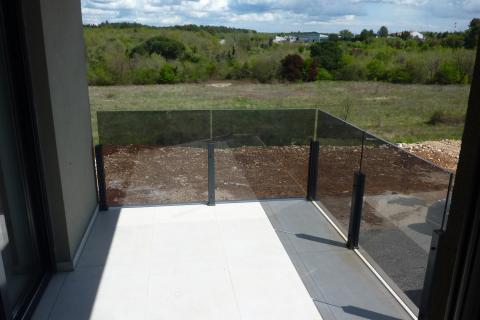 Istra, Poreč, Centar- četverosobni stan novogradnji s liftom