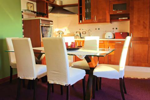 Rijeka, Srdoči, 3S+DB stan s vlastitom okućnicom i pogledom na more