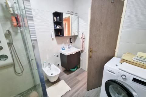 Istra, Rovinj, centar - dvosoban stan 80 m2 na 1. katu