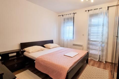 Istra, Rovinj, centar - dvosoban stan 80 m2 na 1. katu