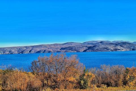 ISTRA, LABIN, OKOLICA Zemljište Turističke namjene (T2) za gradnju turističko-ugostiteljskih sadržaja 32.322 m2