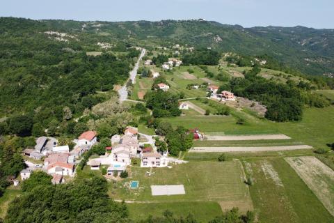 ISTRIA, PIĆAN - 3 holiday homes for 22 people 4500 m2 garden!