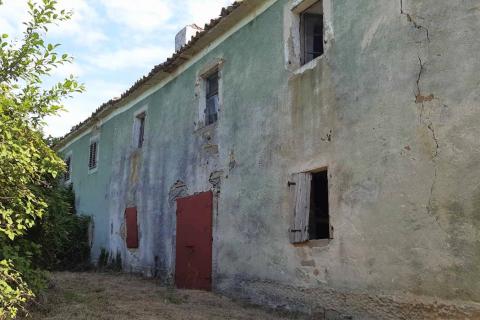 Istra, Draguć, starina za adaptaciju sa poljoprivrednim zemljištem