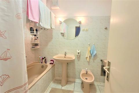 Istra, Savudrija,okolica-Dvojna kuća s dva stana udaljena 1,5 km od mora