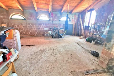 Istra, Savudrija,okolica-Dvojna kuća s dva stana udaljena 1,5 km od mora