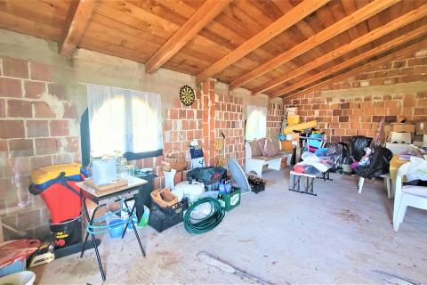 Istra, Savudrija,okolica-Dvojna kuća s dva stana udaljena 1,5 km od mora