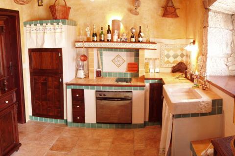 Roč - okolica , Prekrasna autohtona kuća na osami