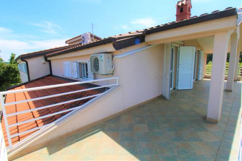 Дом Rovinjsko Selo, Rovinj, 260m2