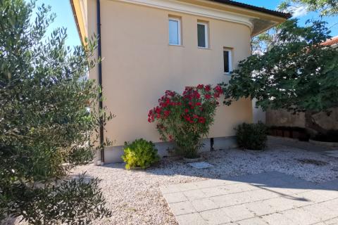 Otok Pag- obiteljska vila u mediteranskom stilu