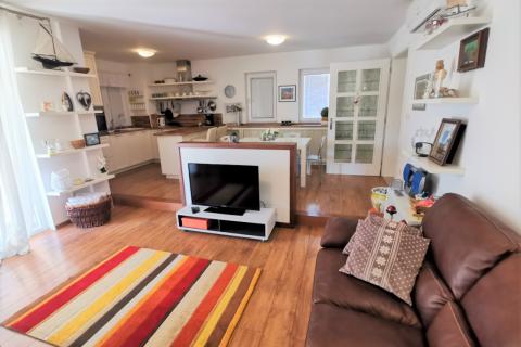 Otok Pag- obiteljska vila u mediteranskom stilu