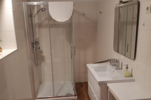 Istra, Kringa okolica - prekrasna kamena vila