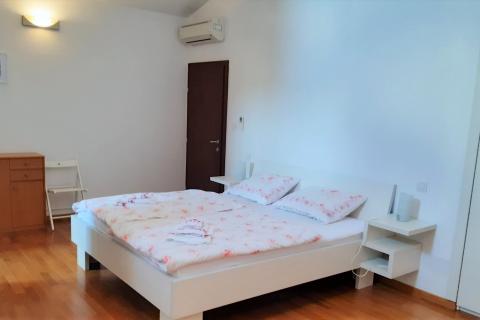 Istra, Kringa okolica - prekrasna kamena vila