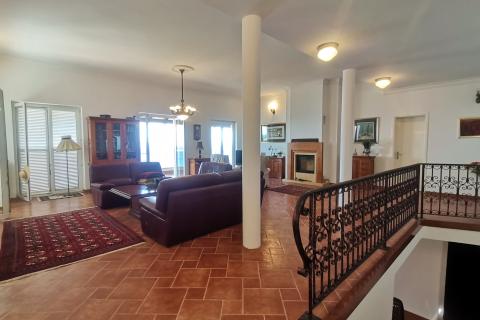 Einfamilienhaus/Wohnhaus Krk, 450m2