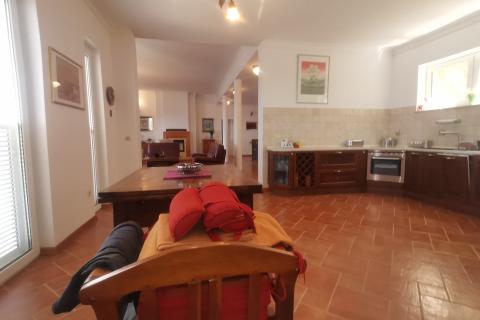 Einfamilienhaus/Wohnhaus Krk, 450m2