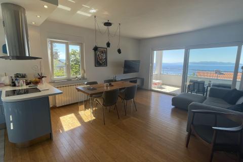 KASTAV, Rubeši - Dvoetažni stan 119 m2 + 2 Garaže