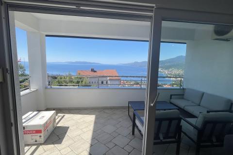 KASTAV, Rubeši - Dvoetažni stan 119 m2 + 2 Garaže