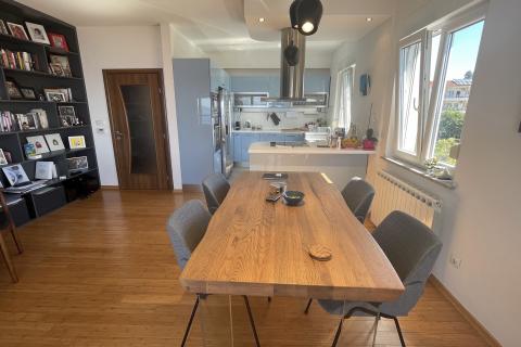 KASTAV, Rubeši - Dvoetažni stan 119 m2 + 2 Garaže