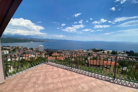 OPATIJA, Stan 101 m2