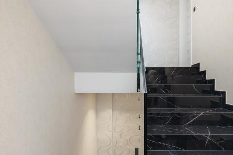 INSEL KRK, MALINSKA-Luxus-Wohnung mit Pool 80 Meter vom Strand entfernt