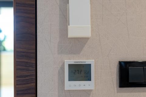 INSEL KRK, MALINSKA-Luxus-Wohnung mit Pool 80 Meter vom Strand entfernt