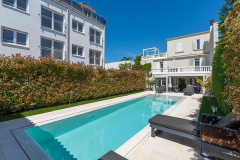 Rovinj,luksuzna kuća s bazenom u centru