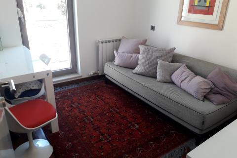 Istra,Pula,stan u novijoj zgradi u centru grada