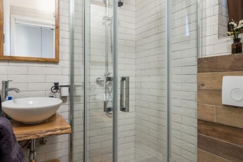 IČIĆI, Poljane - Kuća za najam