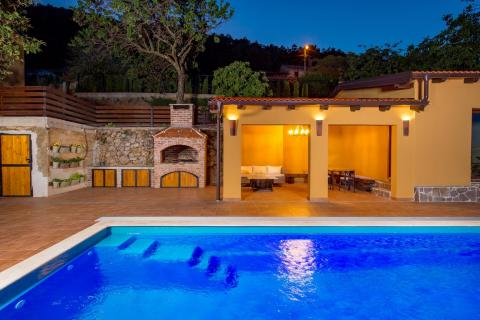 IČIĆI, Poljane - Kuća za najam