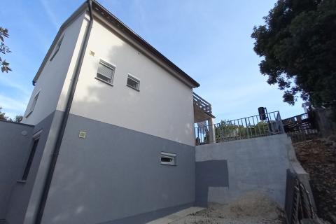 Istra,Marčana,Kavran,legalizirana kuća u prirodi